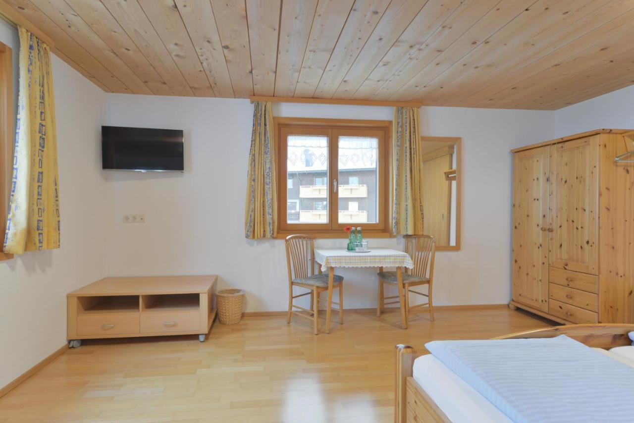 Pension Haus Romy Schoppernau Exteriér fotografie